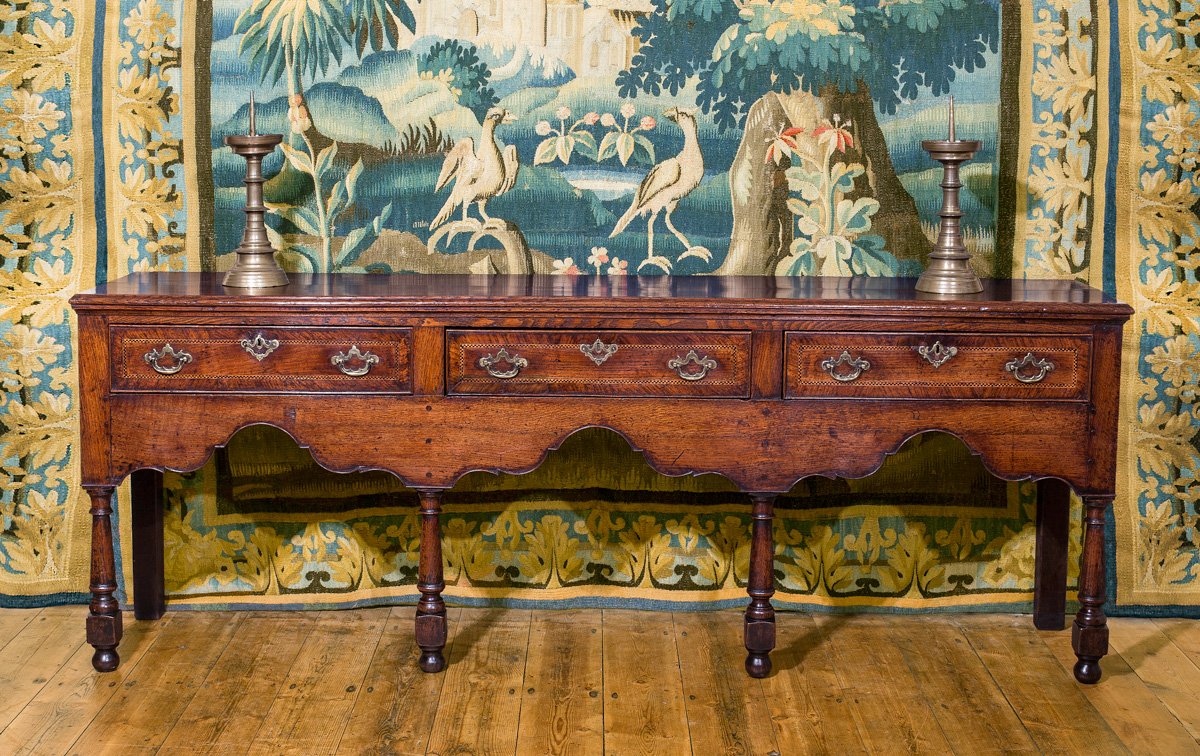 Table-&-Sideboards-28.jpg